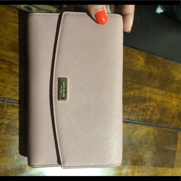 Kate Spade Wallet - Picture 2 of 2